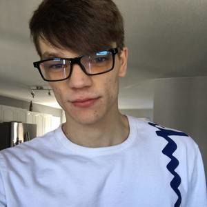 Meet your Posher, Chris